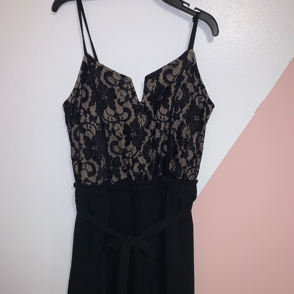 black jumpsuit🤍